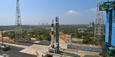 ISRO की एक और बड़ी सफलता, अमेजोनिया-1 समेत 19 उपग्रहों का किया सफल प्रक्षेपण